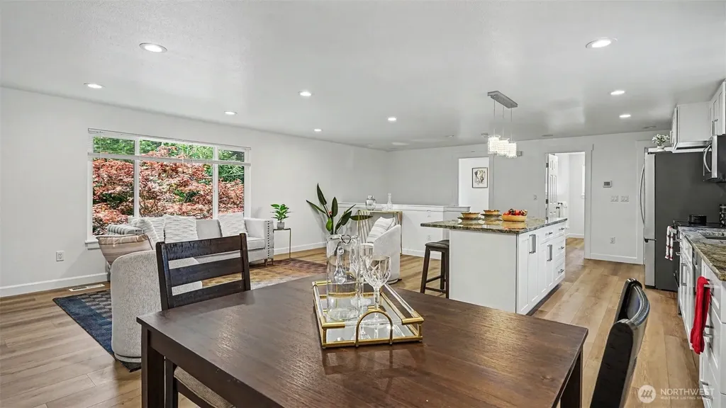 11040 40th Avenue NE Seattle WA 98125