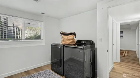 11040 40th Avenue NE Seattle WA 98125