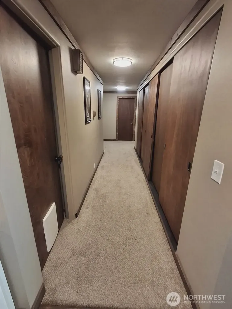 310 W Pine Street Elma WA 98541