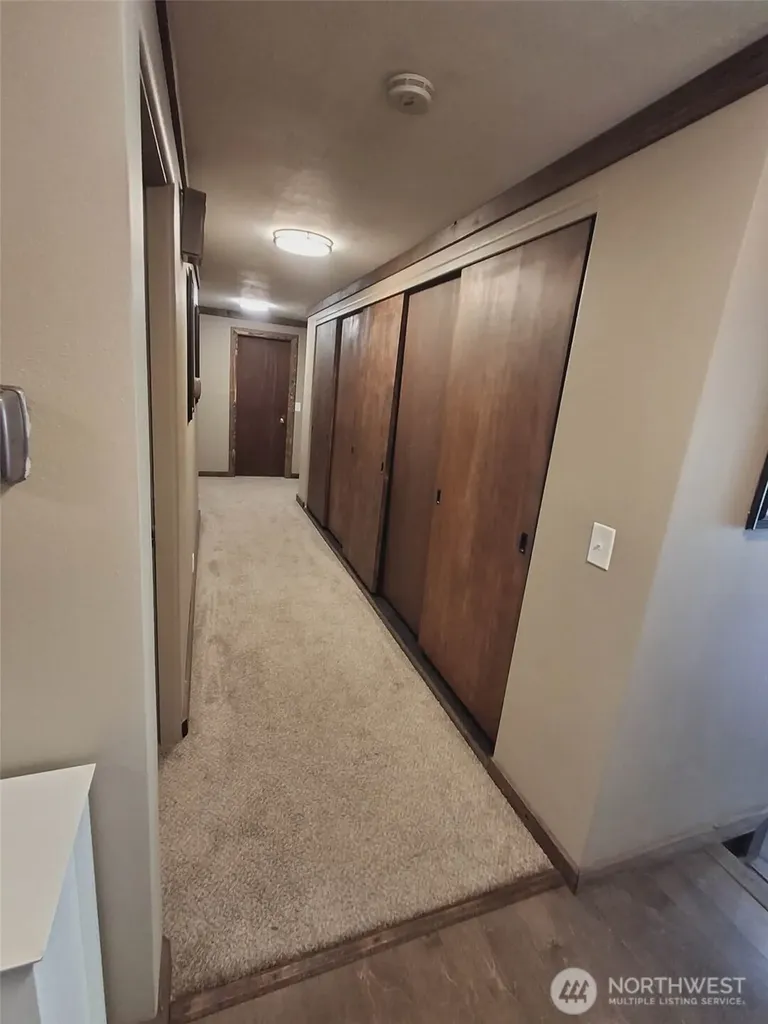 310 W Pine Street Elma WA 98541