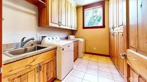 258 Gough Road Camano Island WA 98282