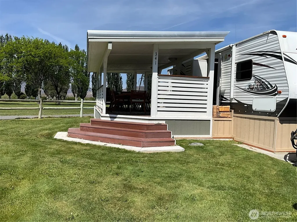 8542 Crescent Bar Road NW Quincy WA 98848