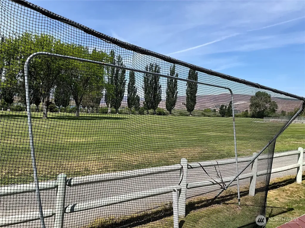 8542 Crescent Bar Road NW Quincy WA 98848