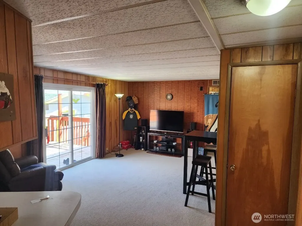 41 Woodland Drive Copalis Beach WA 98535