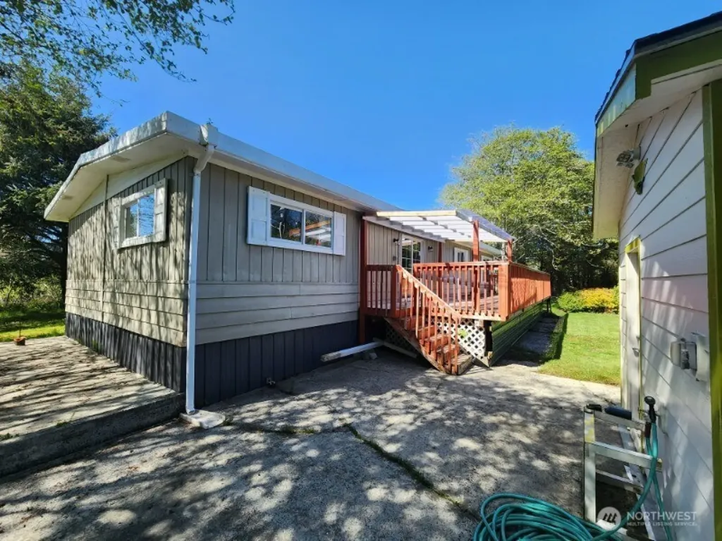 41 Woodland Drive Copalis Beach WA 98535