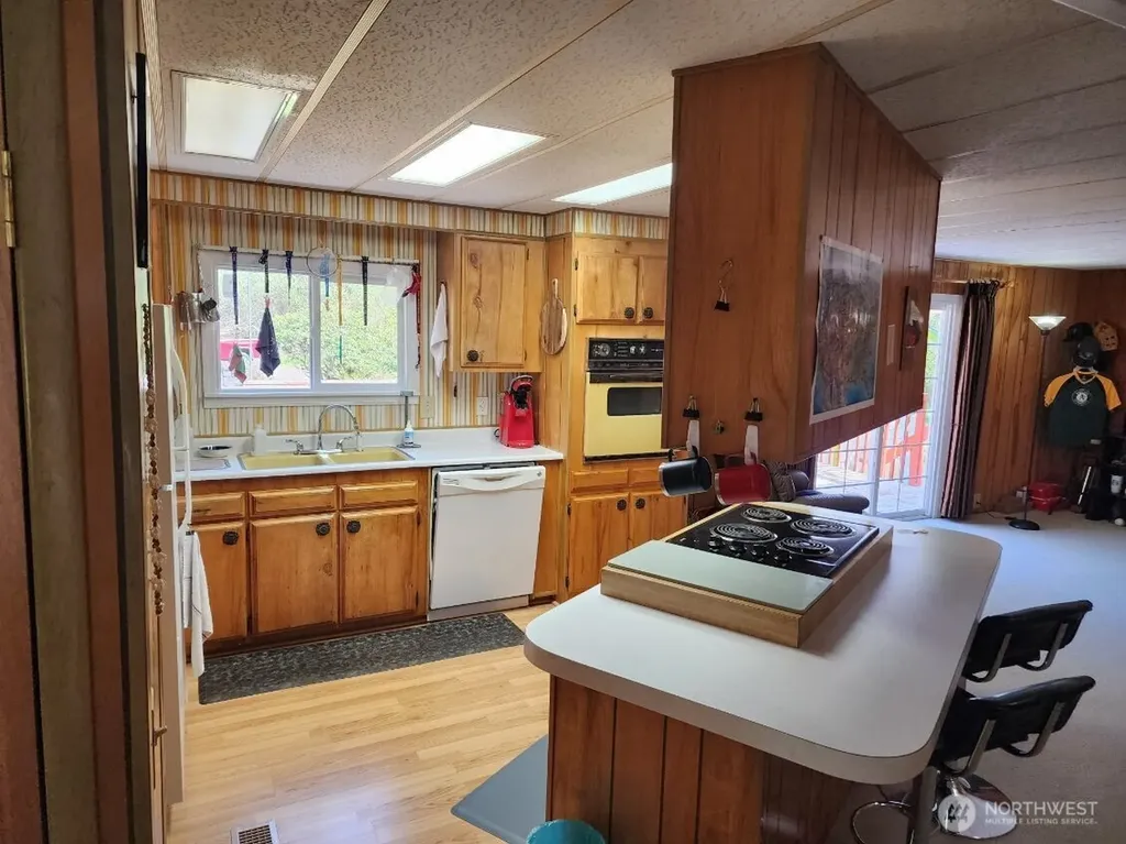 41 Woodland Drive Copalis Beach WA 98535