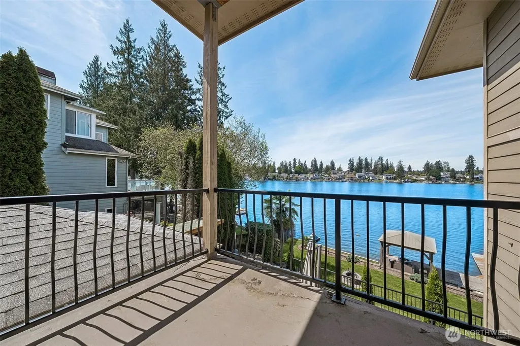 6804 Vandermark Road Bonney Lake WA 98391