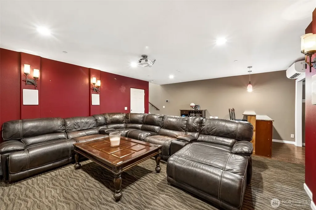 6804 Vandermark Road Bonney Lake WA 98391