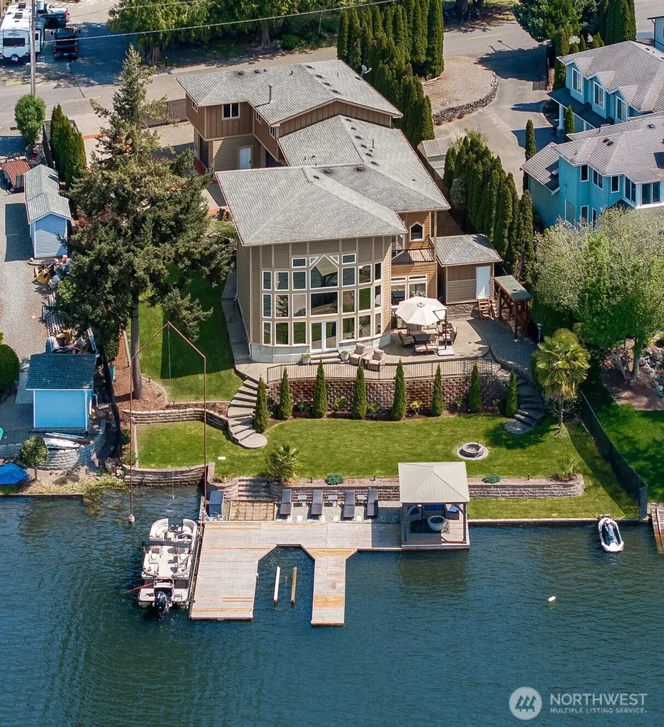 6804 Vandermark Road Bonney Lake WA 98391