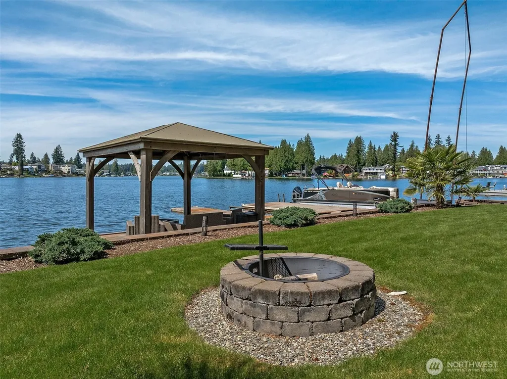 6804 Vandermark Road Bonney Lake WA 98391
