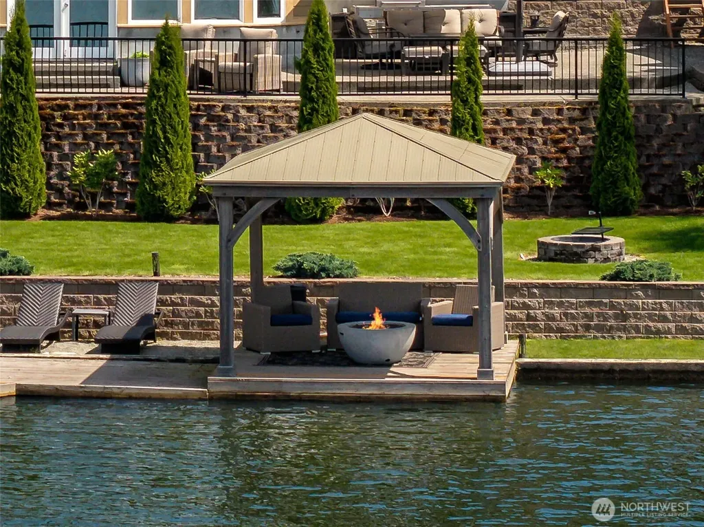 6804 Vandermark Road Bonney Lake WA 98391