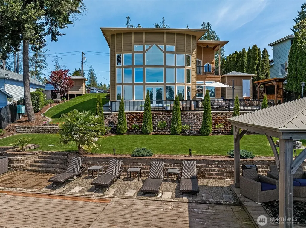 6804 Vandermark Road Bonney Lake WA 98391