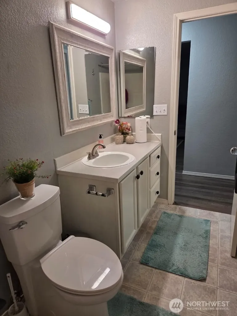 9116 1st Place NE Lake Stevens WA 98258