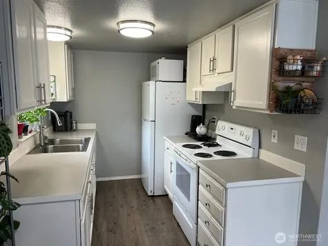 9116 1st Place NE Lake Stevens WA 98258