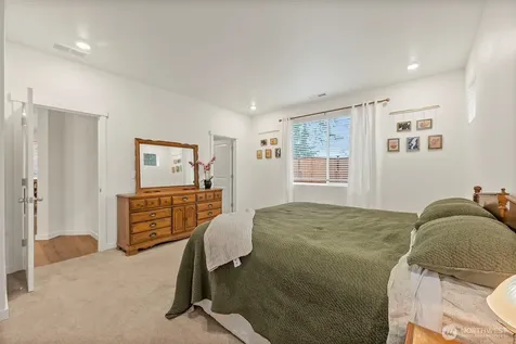 17843 126th Street E Bonney Lake WA 98391