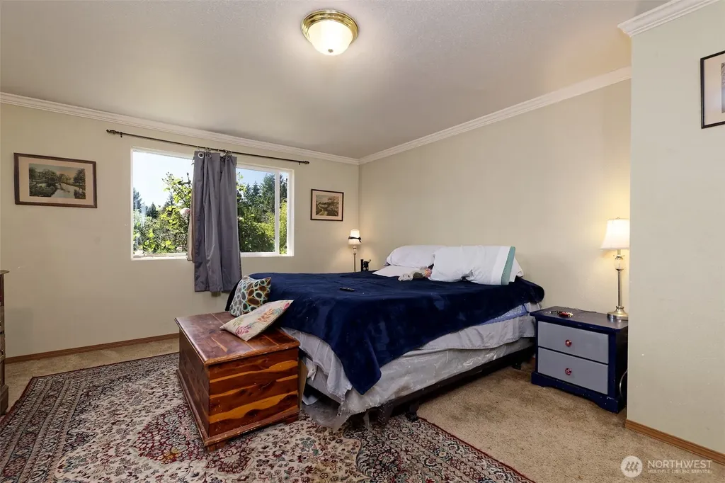 361 N North Hill Road Hoodsport WA 98548