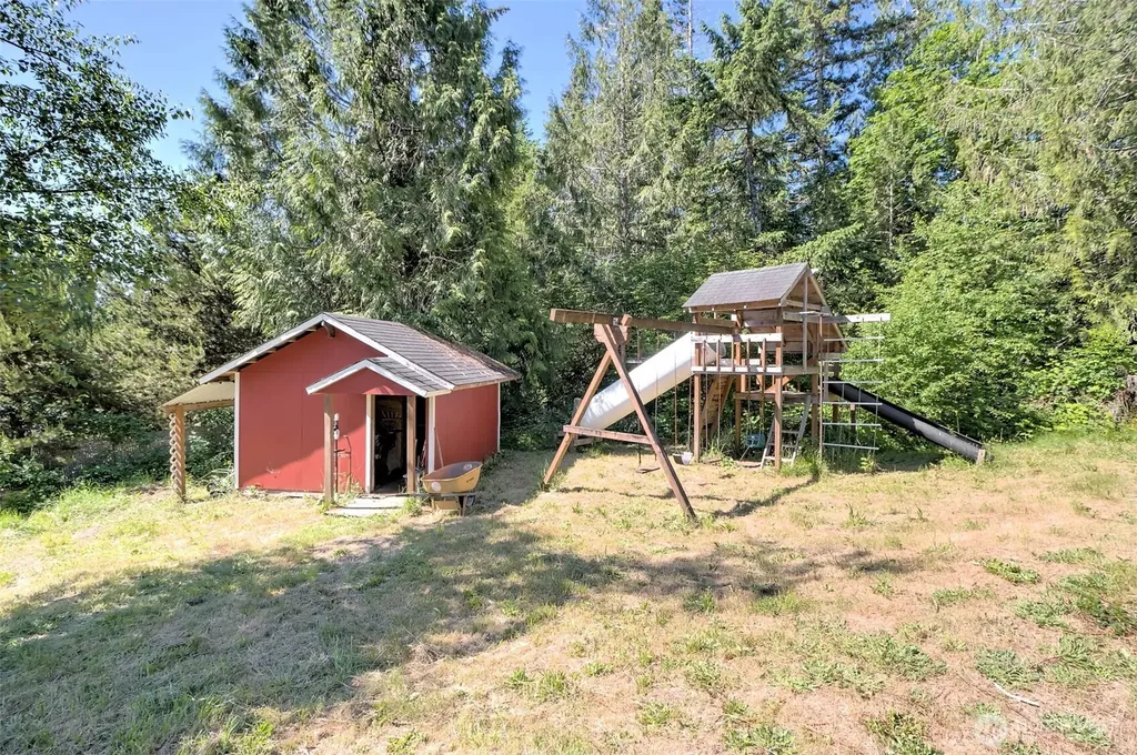 361 N North Hill Road Hoodsport WA 98548