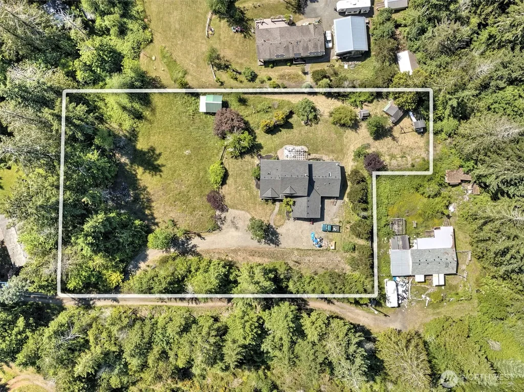 361 N North Hill Road Hoodsport WA 98548