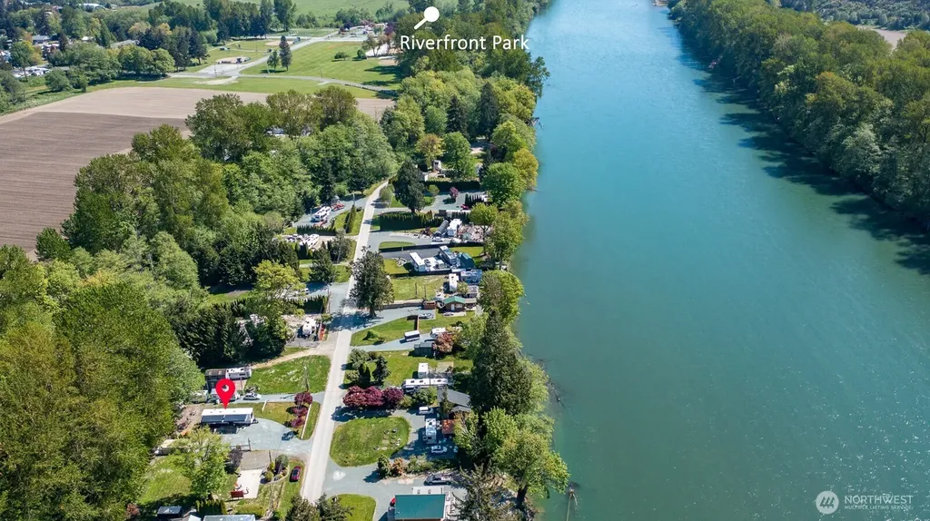 23727 Cove Road Sedro Woolley WA 98284