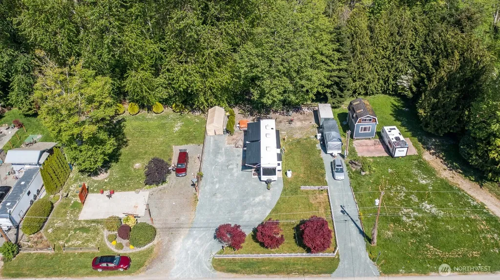 23727 Cove Road Sedro Woolley WA 98284