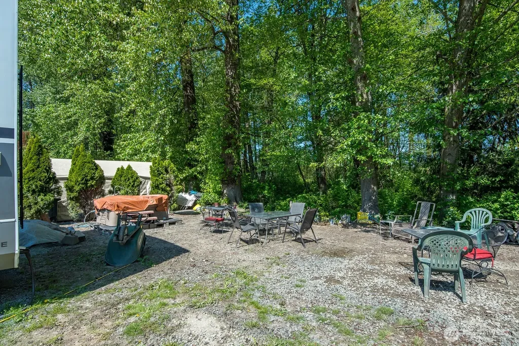 23727 Cove Road Sedro Woolley WA 98284