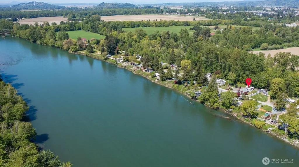 23727 Cove Road Sedro Woolley WA 98284