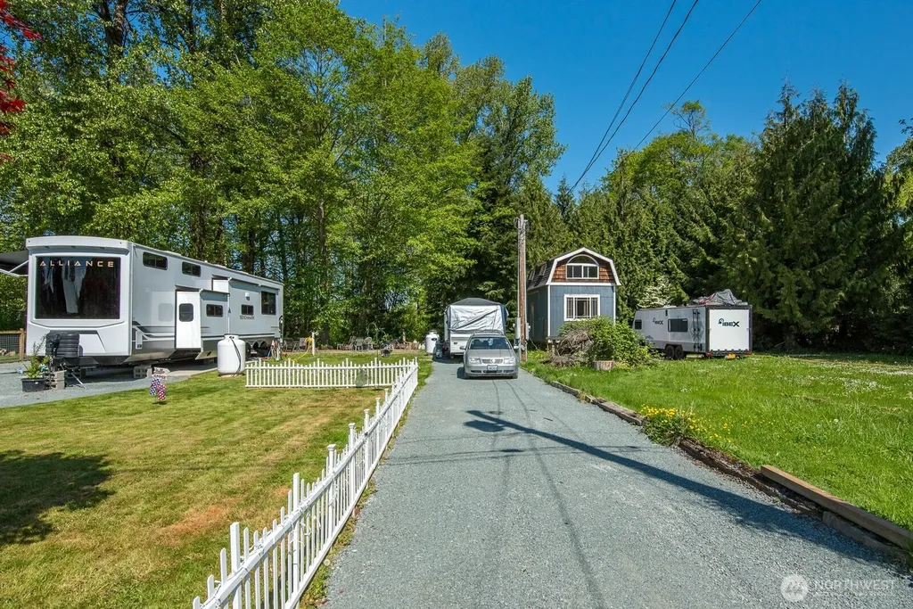 23727 Cove Road Sedro Woolley WA 98284