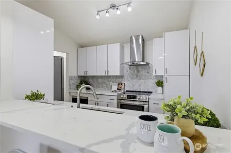 11630 NE 70th Place Kirkland WA 98033