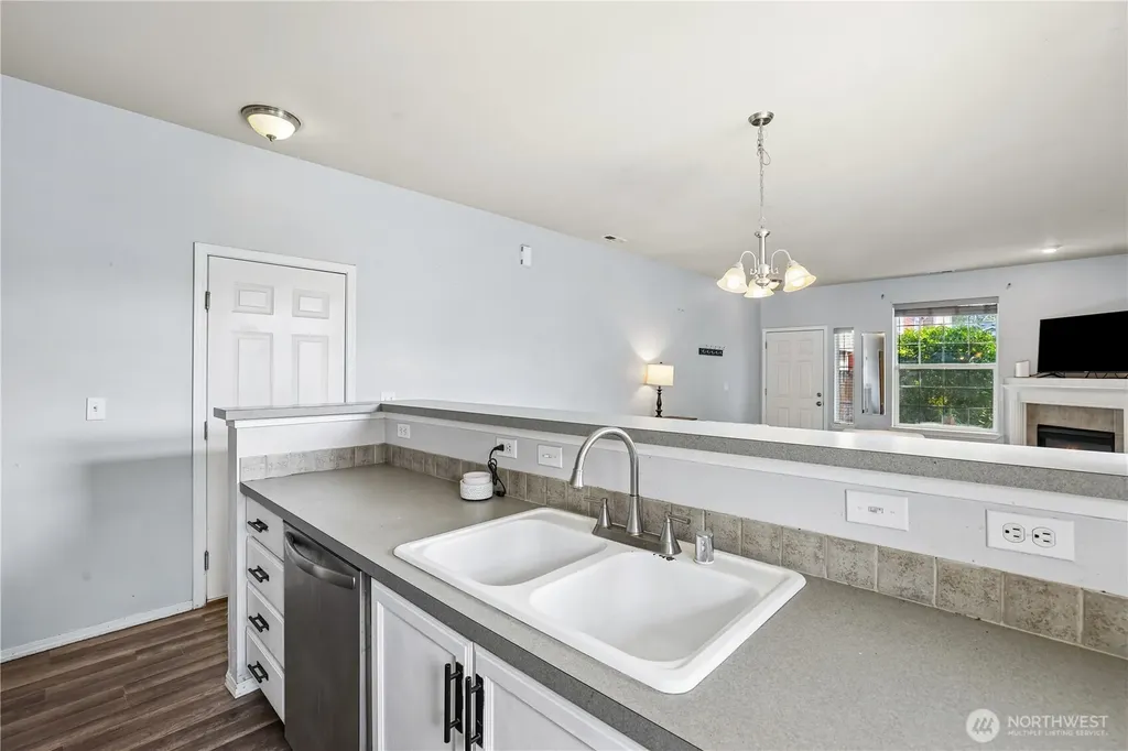 11308 6th Avenue E Tacoma WA 98445