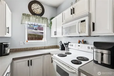 11308 6th Avenue E Tacoma WA 98445