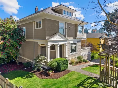 920 4th Avenue N Seattle WA 98109