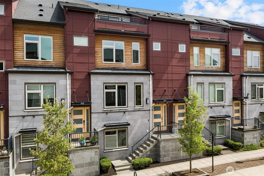 966 6th Avenue NE Issaquah WA 98029