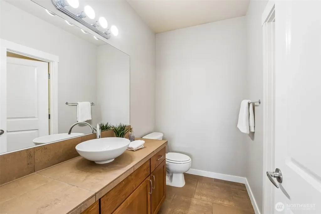 1775 27th Lane NE Issaquah WA 98029