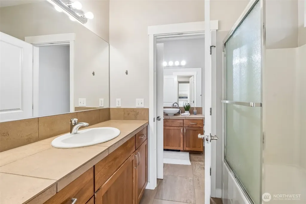 1775 27th Lane NE Issaquah WA 98029