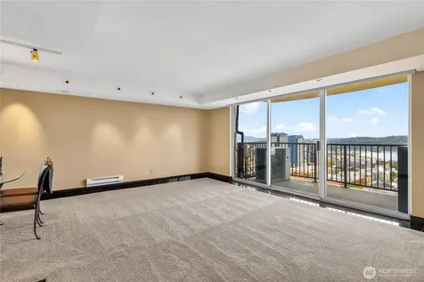 4540 8th Avenue NE Seattle WA 98105
