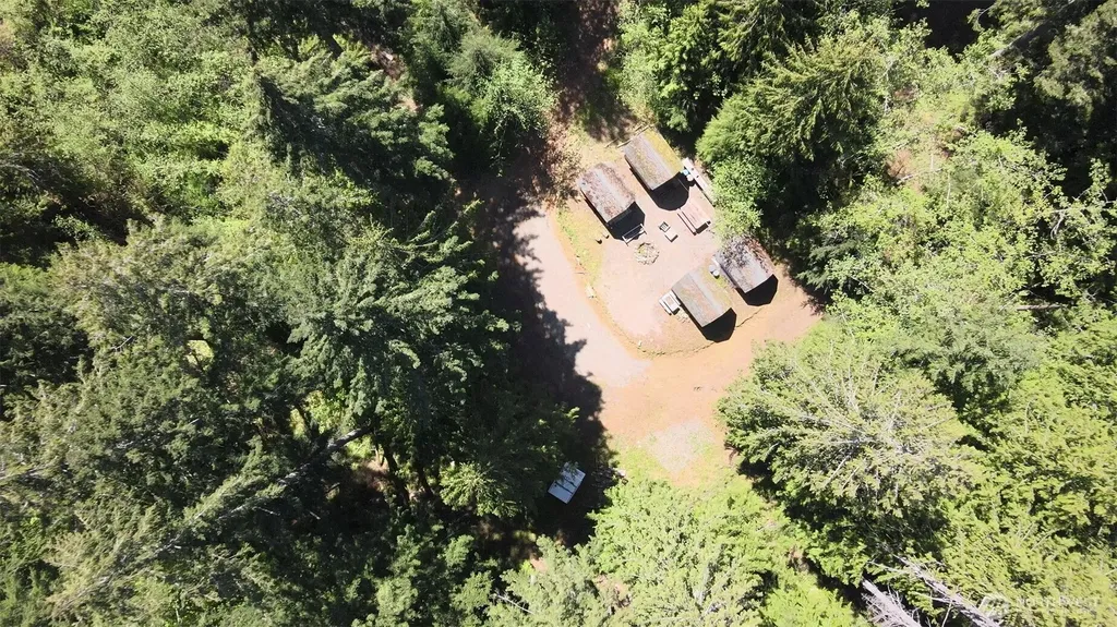 650 W Cushman Ridge Drive Hoodsport WA 98548