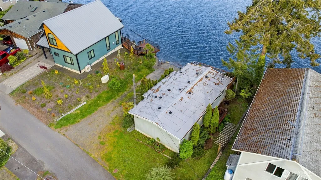 2838 Steamboat Island Loop NW Olympia WA 98502