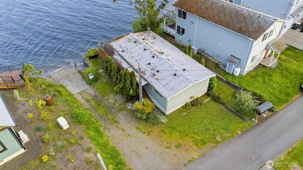 2838 Steamboat Island Loop NW Olympia WA 98502