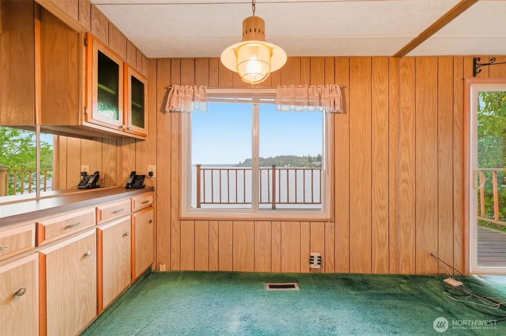 2838 Steamboat Island Loop NW Olympia WA 98502