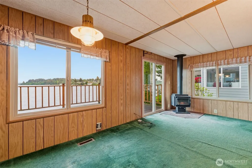 2838 Steamboat Island Loop NW Olympia WA 98502
