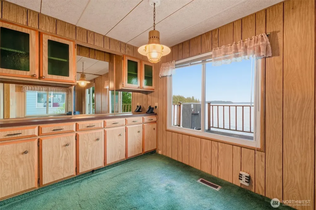 2838 Steamboat Island Loop NW Olympia WA 98502
