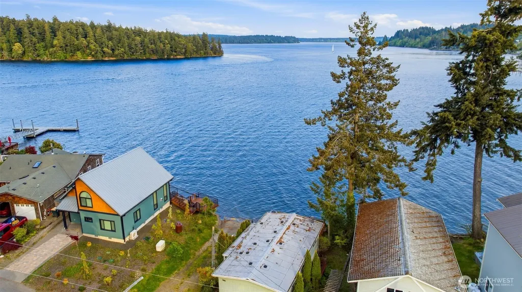 2838 Steamboat Island Loop NW Olympia WA 98502
