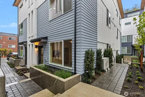 2521 29th Avenue S Seattle WA 98144