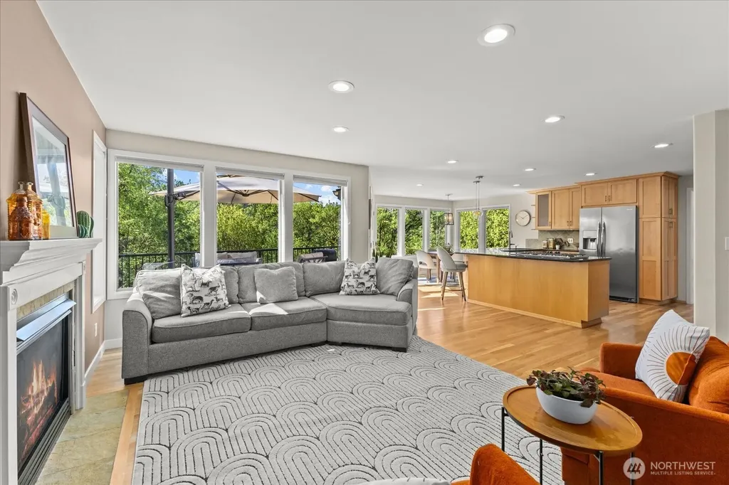 13032 204th Place SE Issaquah WA 98027