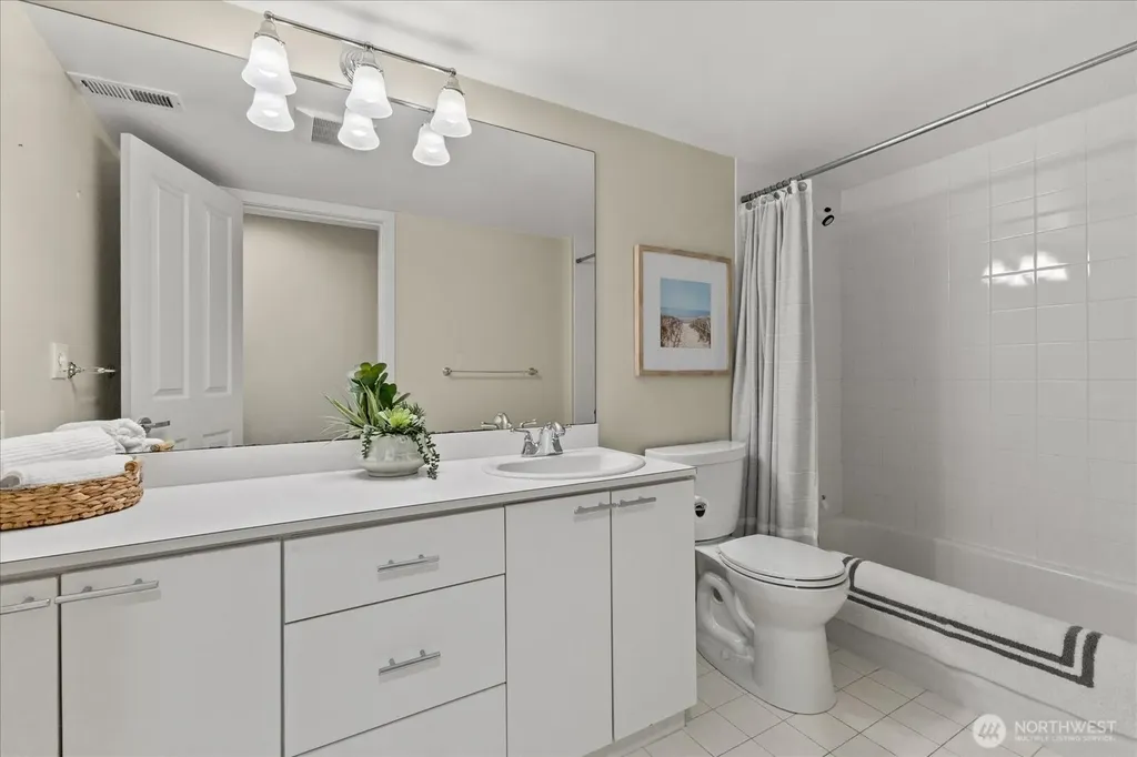13032 204th Place SE Issaquah WA 98027