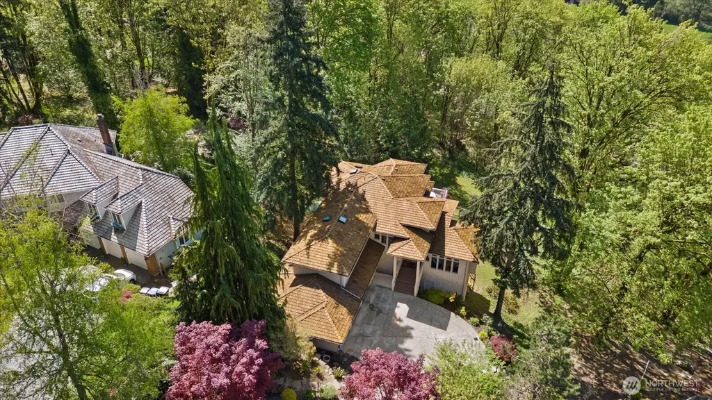 13032 204th Place SE Issaquah WA 98027