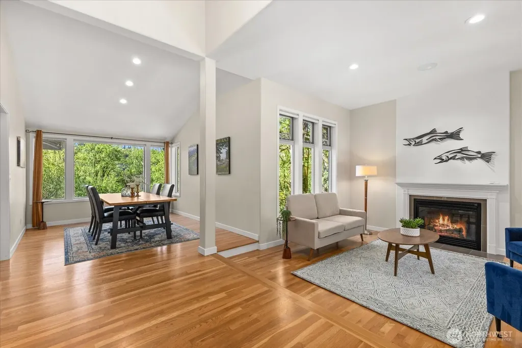 13032 204th Place SE Issaquah WA 98027