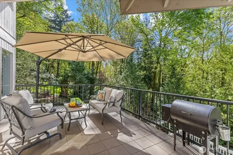 13032 204th Place SE Issaquah WA 98027