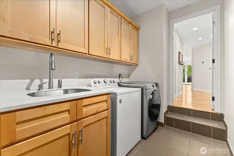 13032 204th Place SE Issaquah WA 98027