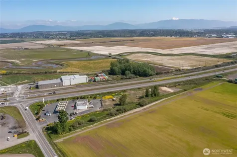1377 Laconner Whitney Road Mount Vernon WA 98273